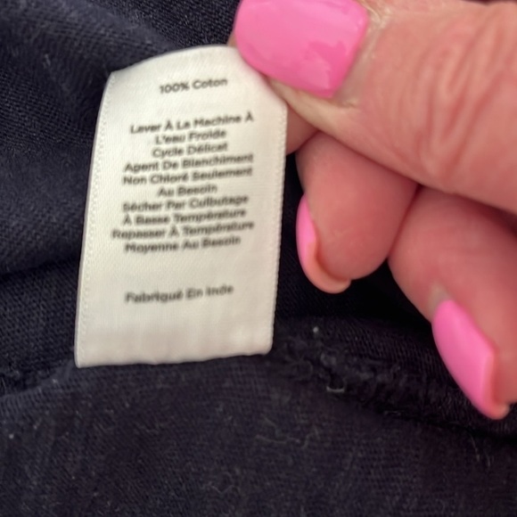 Talbots Women’s Black Tee Size Large EUC - Picture 8 of 8